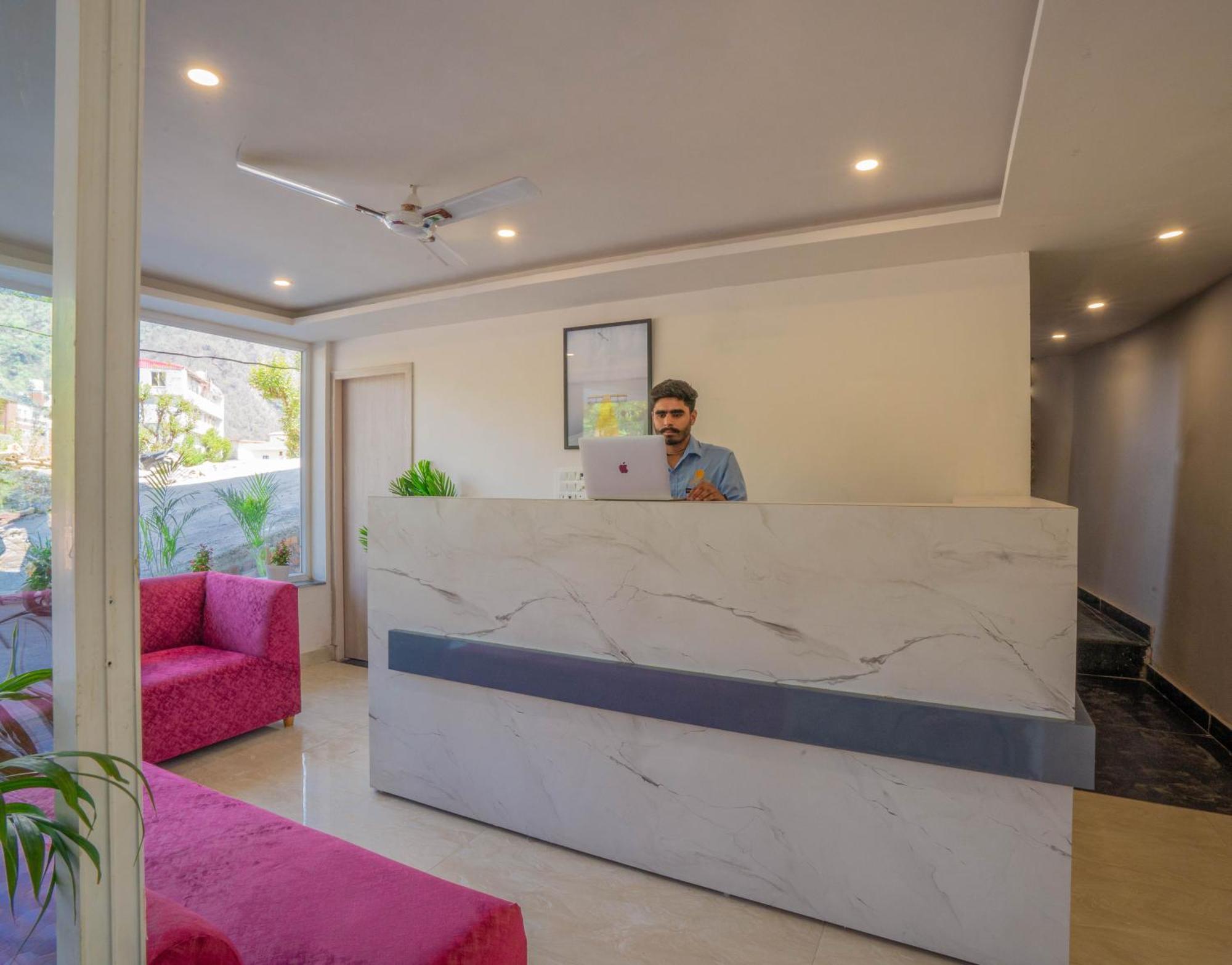 Perfectstayz Alpine Near Laxman Jhula Rishīkesh Eksteriør billede